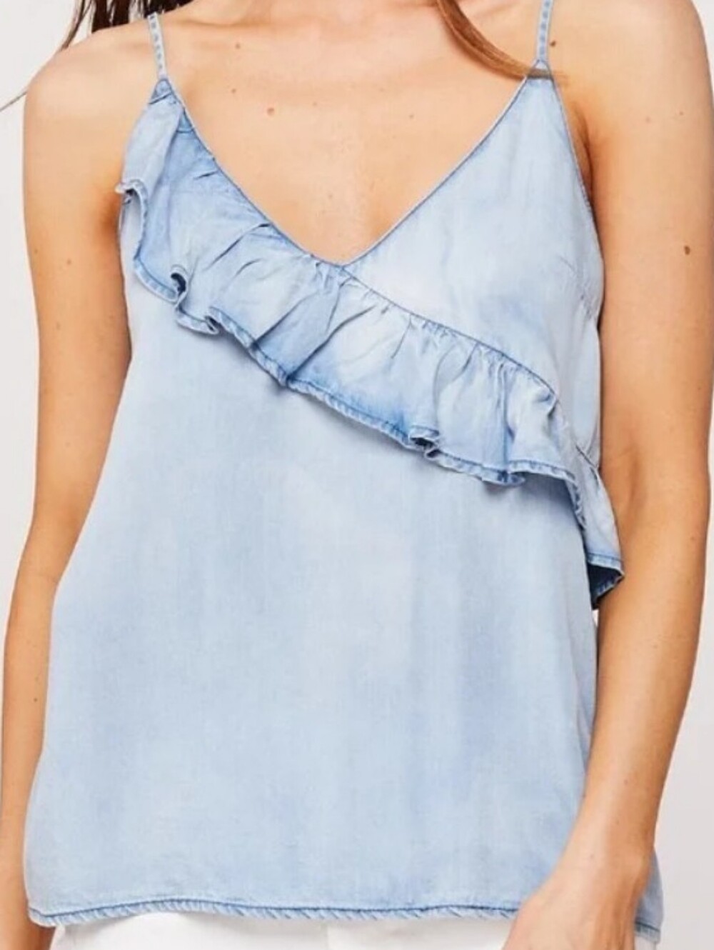 🌼 NWOT DL1961 ruffle front pale blue tank top